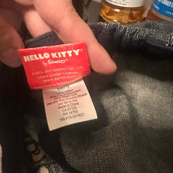 Y2K hello kitty denim hat, girls one size - Picture 3 of 3